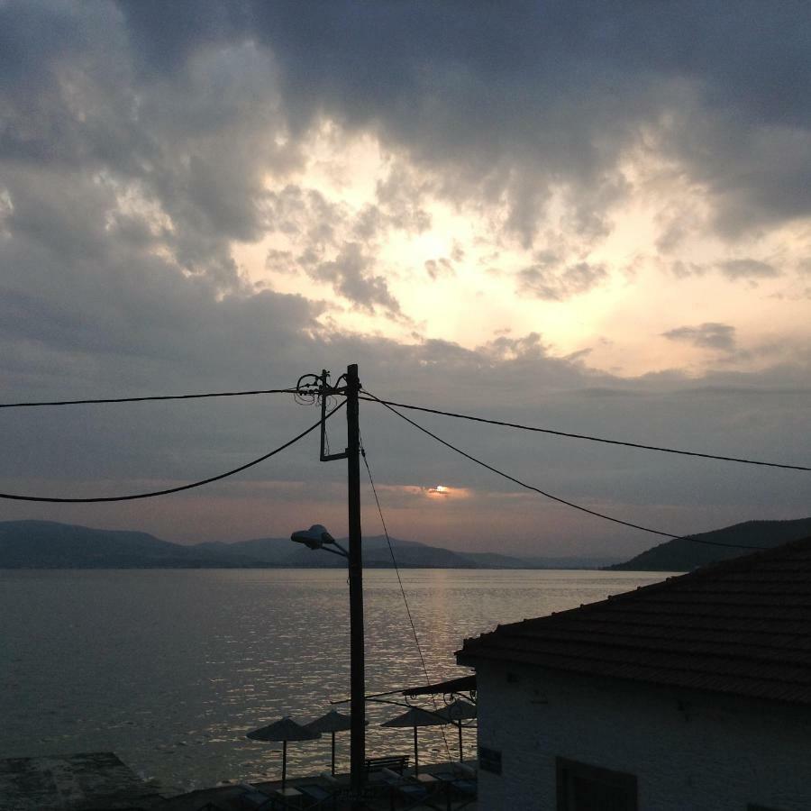 Filippos-Spectacular Area,,,,Panoramic,-Sea- View- Apartments-42M, Just Call On The Photo Number, For Price,Vacancy Etc,,-Next To Vallis Hotel,, 15Meters From Seaside!!! Agria Eksteriør billede